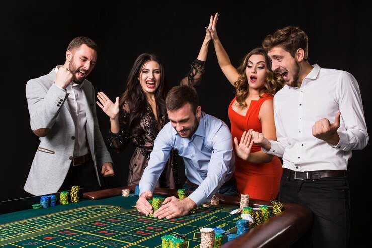 Antarmuka permainan Capsa Susun di linetogel 125 menampilkan kartu dan tangan pemain